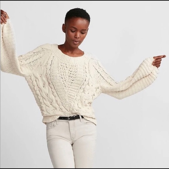 Express Cream Chunky Cable Knit Sweater 